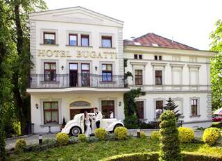 Отель Hotel Bugatti Вроцлав-2
